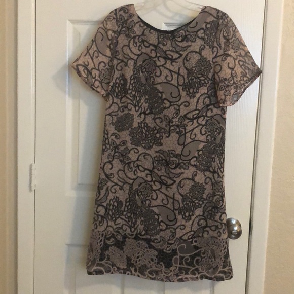 Classy Dress - Picture 2 of 3